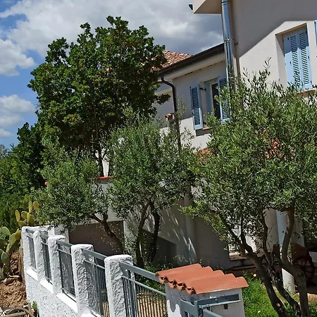Casa Vacanze Con Piscina Punta Lizzu Apartamento La Caletta
