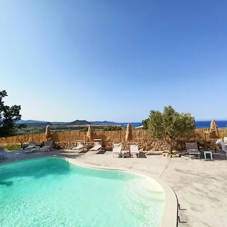 Apartamento Casa Vacanze Con Piscina Punta Lizzu *